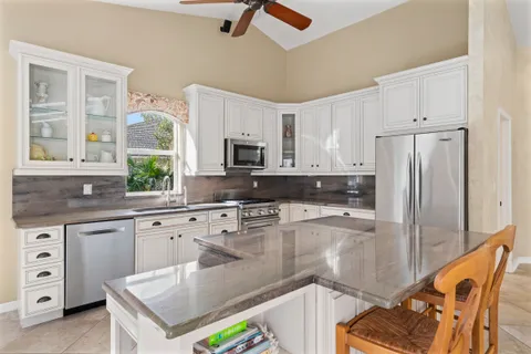 $1,190,000 | 1320 Spanish Lace Lane, Vero Beach, FL 32963