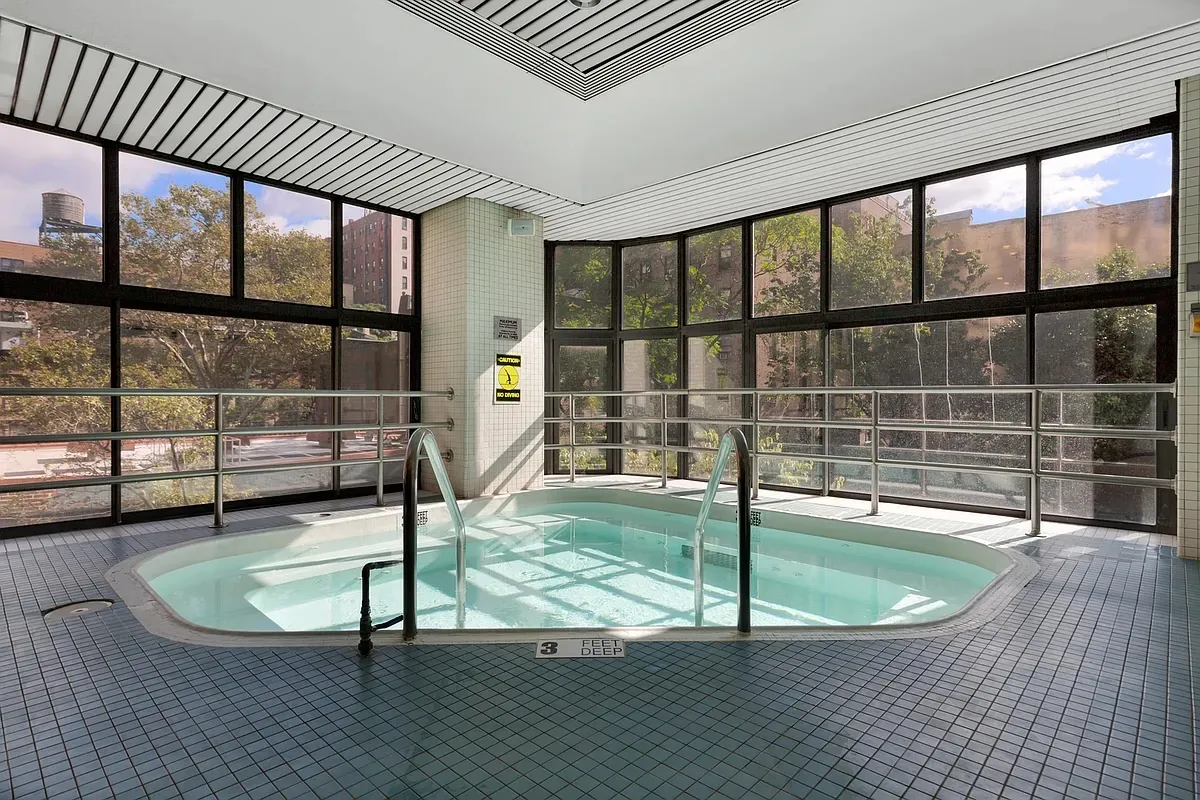 $7,995 | 2000 Broadway, Unit 23E | Upper West Side