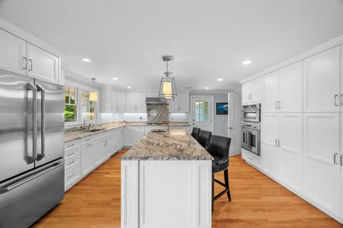 $1,895,000 | 89 Gale Road, Swampscott, MA 01907