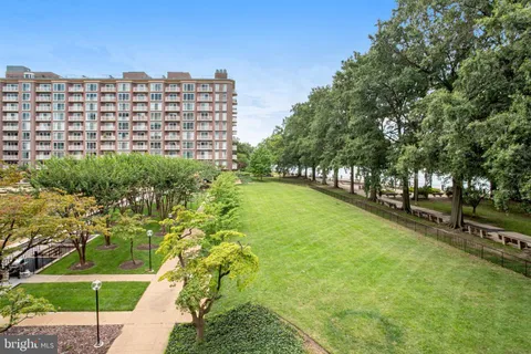 $389,900 | 510 N Street Southwest, Unit N422, Washington, DC 20024