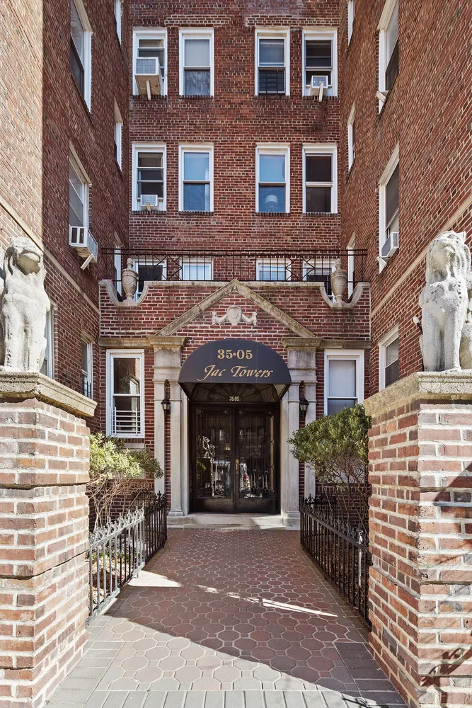 $420,000 | 35-05 72nd Street, Unit 4E | Jackson Heights