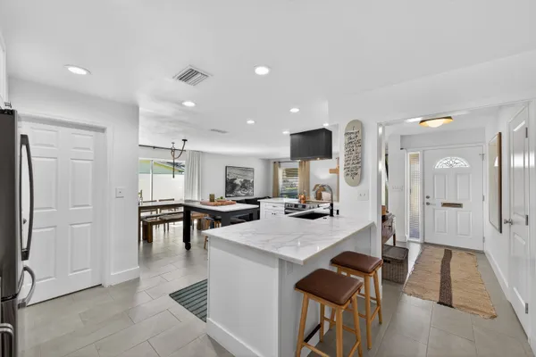 $1,475,000 | 4091 13th Way Northeast, St. Petersburg, FL 33703