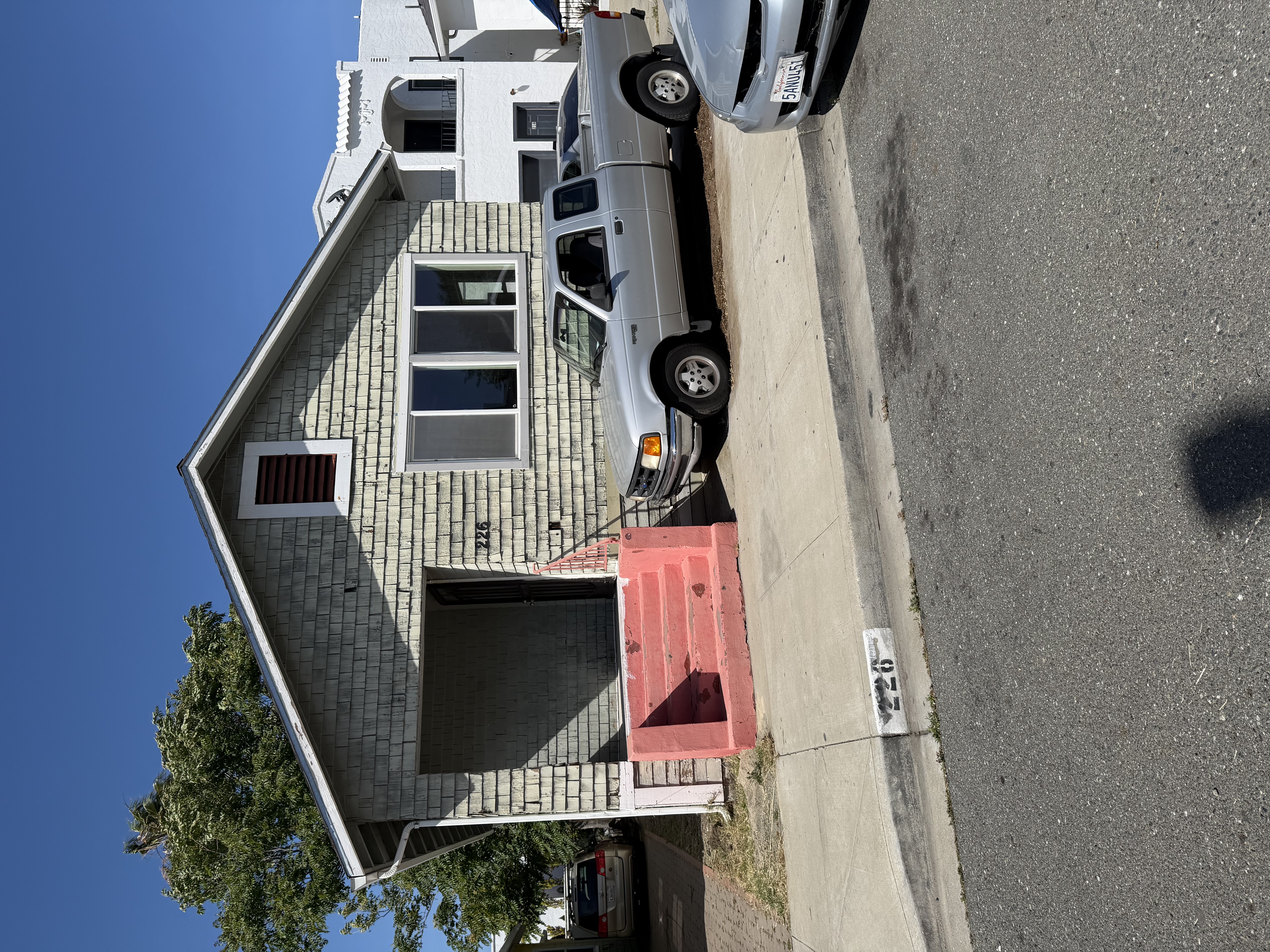 226 West 9th Street Pittsburg, CA 94565 - Photo 3 of 20