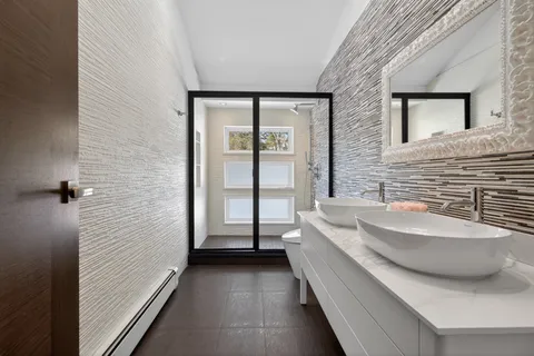 $3,199,000 | 48 Westwood Court, Woodbury, NY 11797