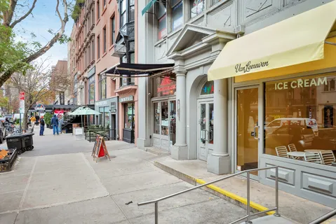 $325,000 | 142 Joralemon Street, Unit 5E | Brooklyn Heights