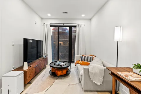 $310,000 | 1471 Harvard Street Northwest, Unit 2, Washington, DC 20009