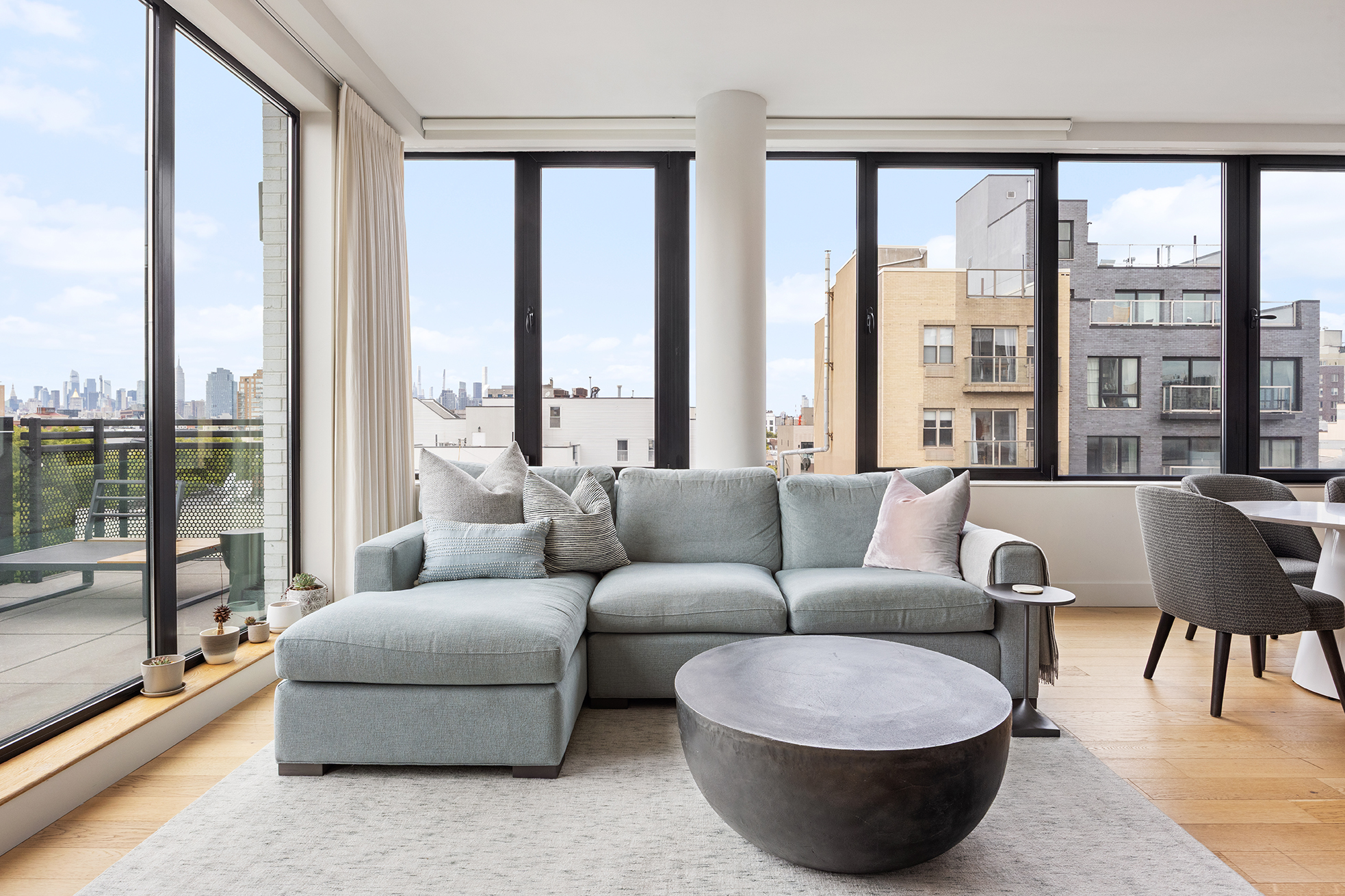 650 Metropolitan Avenue, Unit PH5 Brooklyn, NY 11211 - Photo 6 of 14