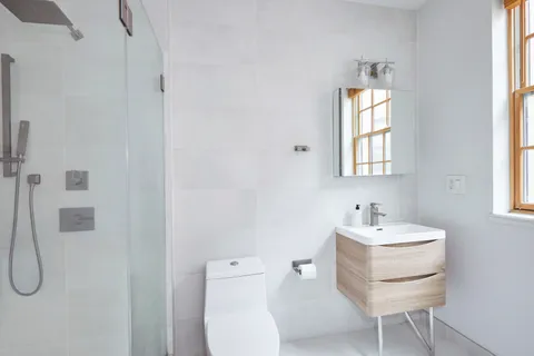 $699,000 | 216 Pulaski Street, Unit 3R | Bedford-Stuyvesant