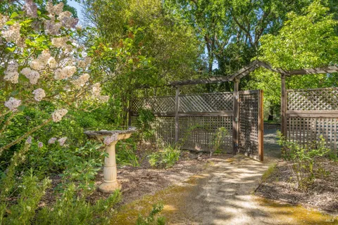 $2,450,000 | 18320-18330 Carriger Road, Sonoma, CA 95476