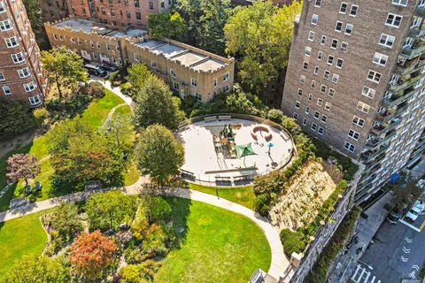 $799,000 | 110 Cabrini Boulevard, Unit CH1 | Hudson Heights