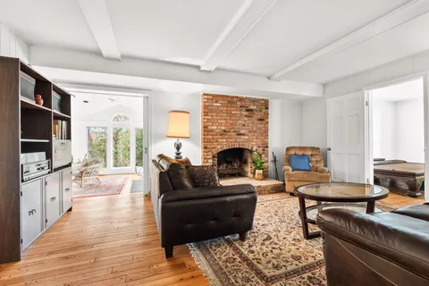 $1,350,000 | 3705 Templeton Place, Alexandria, VA 22304