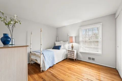 $1,350,000 | 3705 Templeton Place, Alexandria, VA 22304