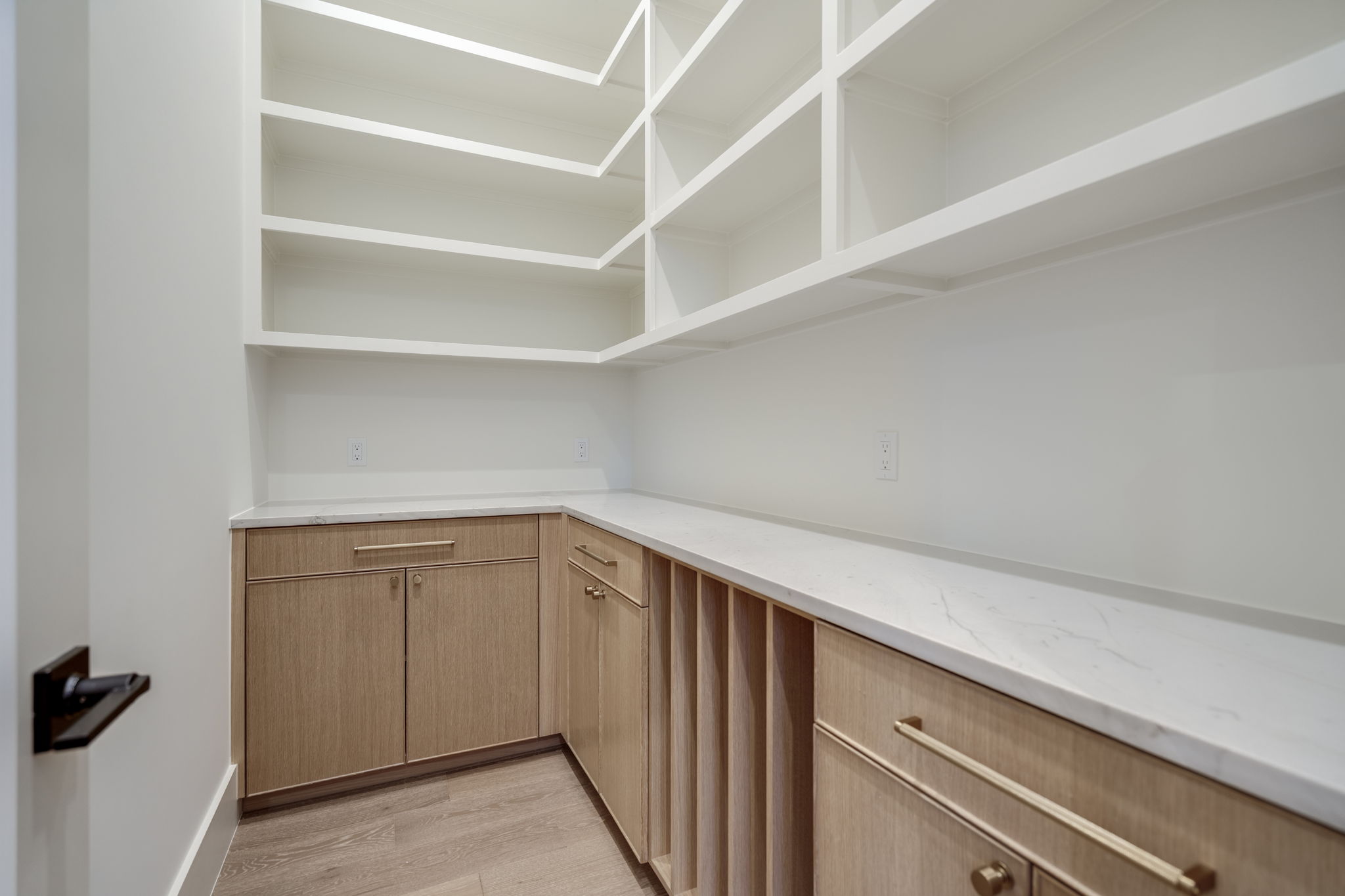 4230 Concho Street Dallas, TX 75206 - Photo 13 of 35