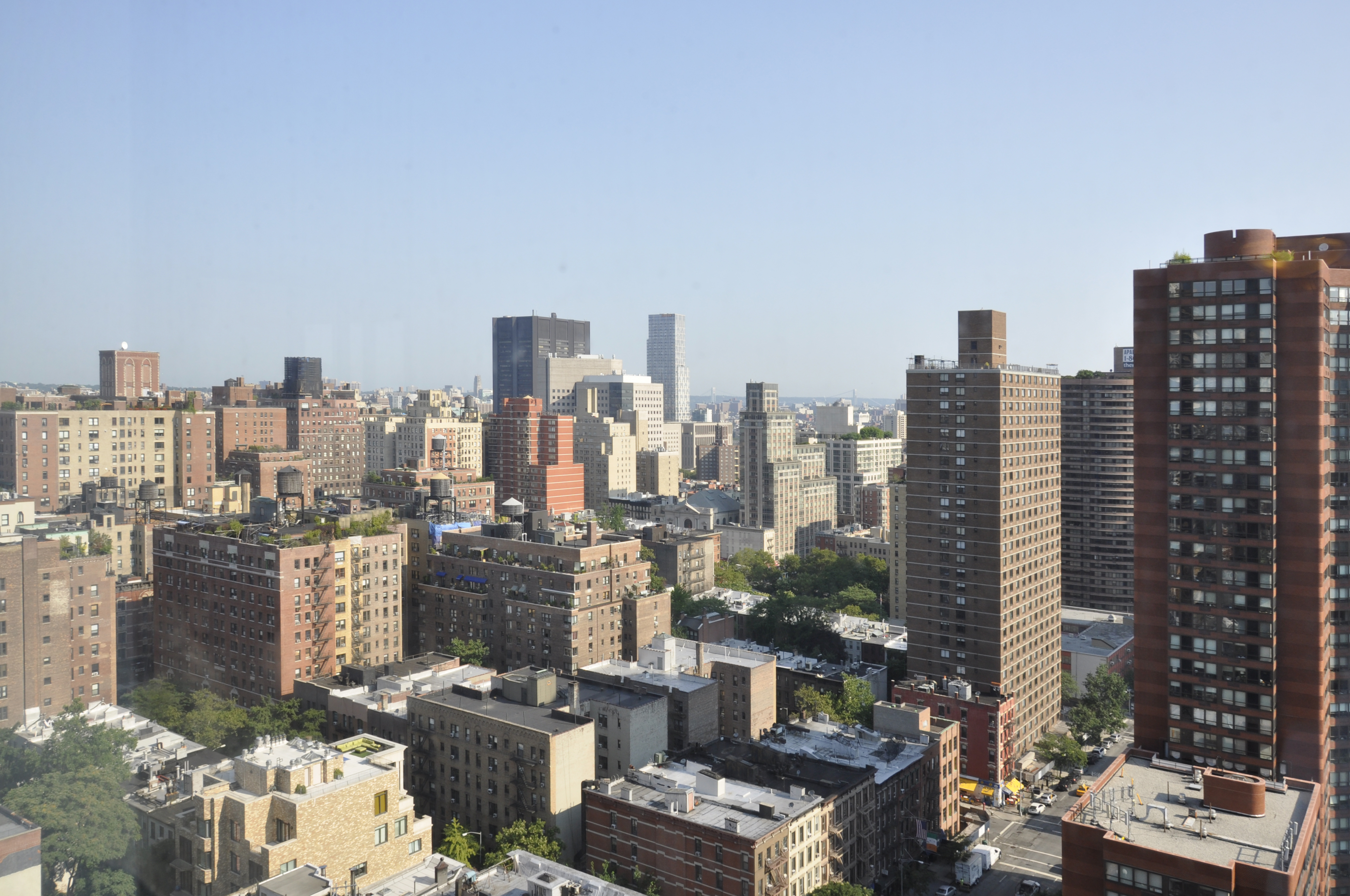 1623 3rd Avenue, Unit 25C Manhattan, NY 10128 - Photo 11 of 12 a view of city