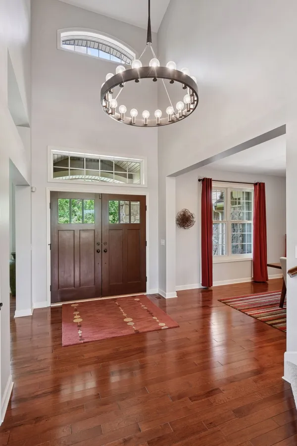 $1,100,000 | 6160 Ithaca Lane North, Plymouth, MN 55446