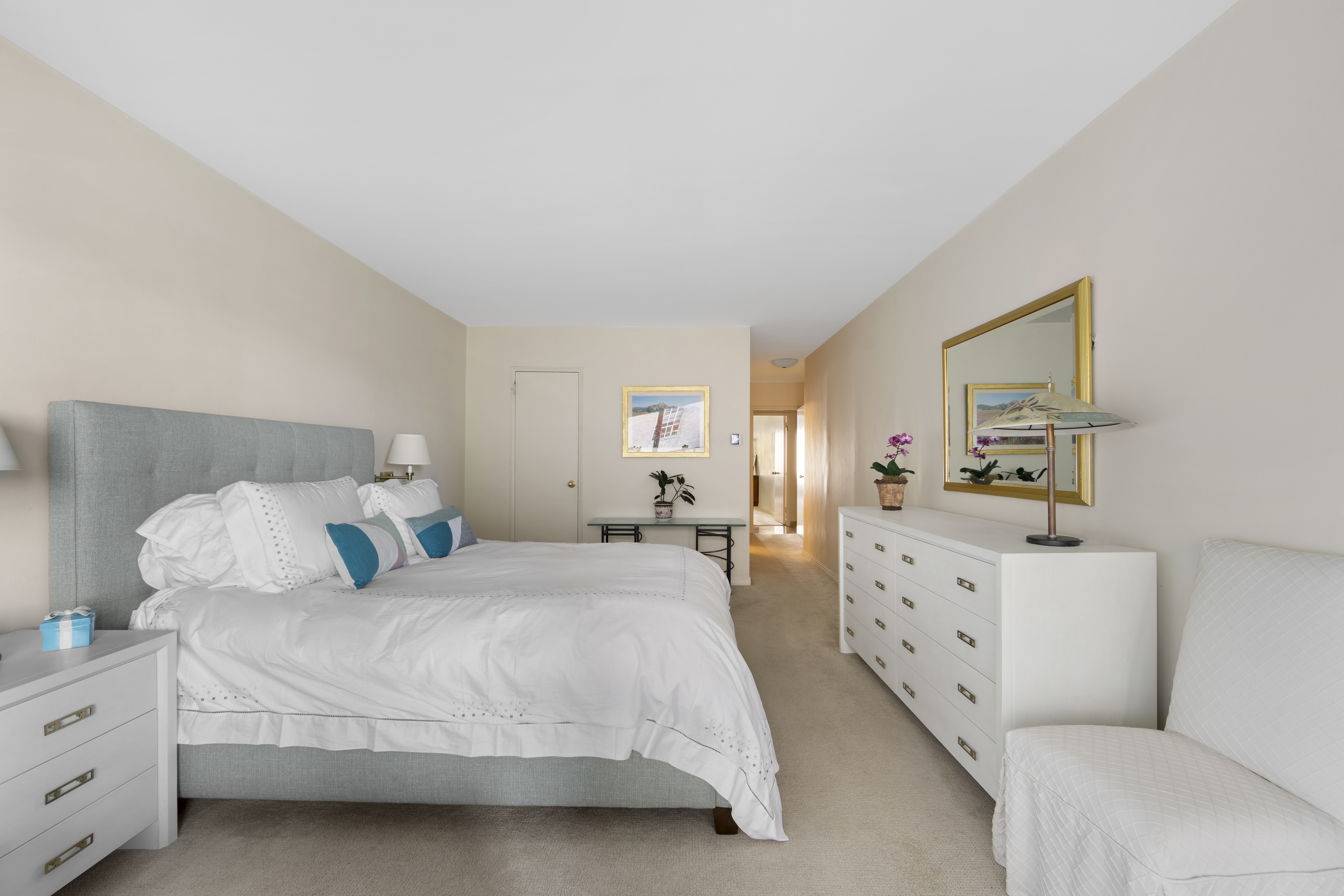 200 Central Park South, Unit 8A Manhattan, NY 10019 - Photo 10 of 14