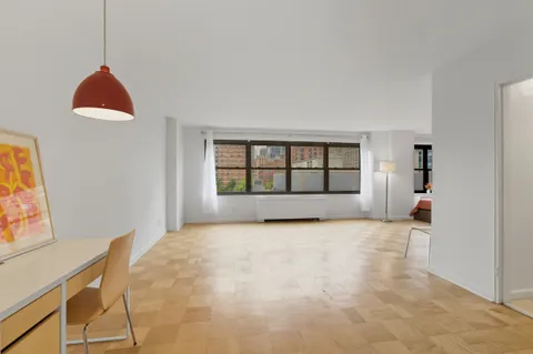 $550,000 | 140 West End Avenue, Unit 6D | Upper West Side