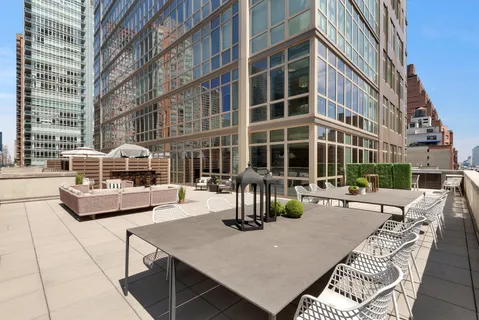 $4,950,000 | 305 East 51st Street, Unit 89B | Midtown East