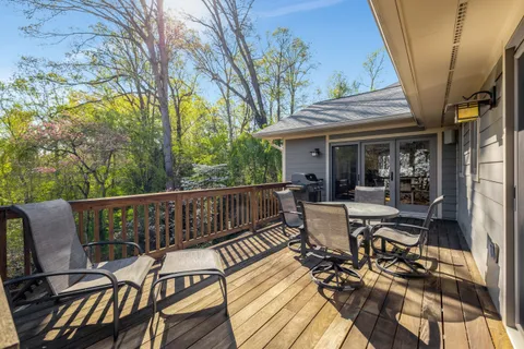 $1,875,000 | 1432 Waggaman Circle, McLean, VA 22101