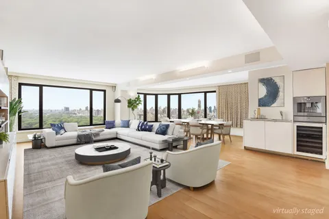 $5,995,000 | 200 Central Park South, Unit 35A | Central Park South