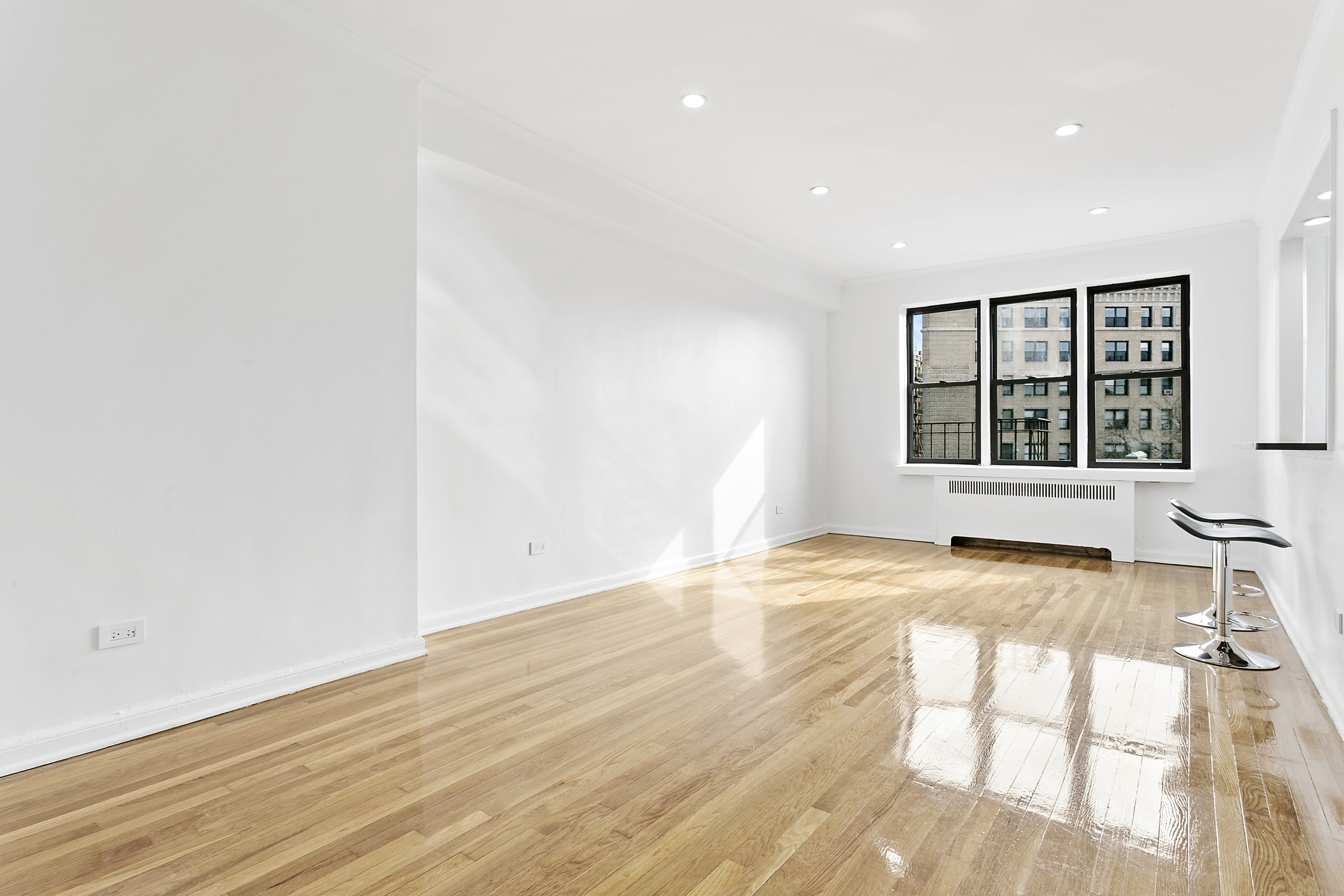 159-34 Riverside Drive West, Unit 3H90 Manhattan, NY 10032 - Photo 1 of 13