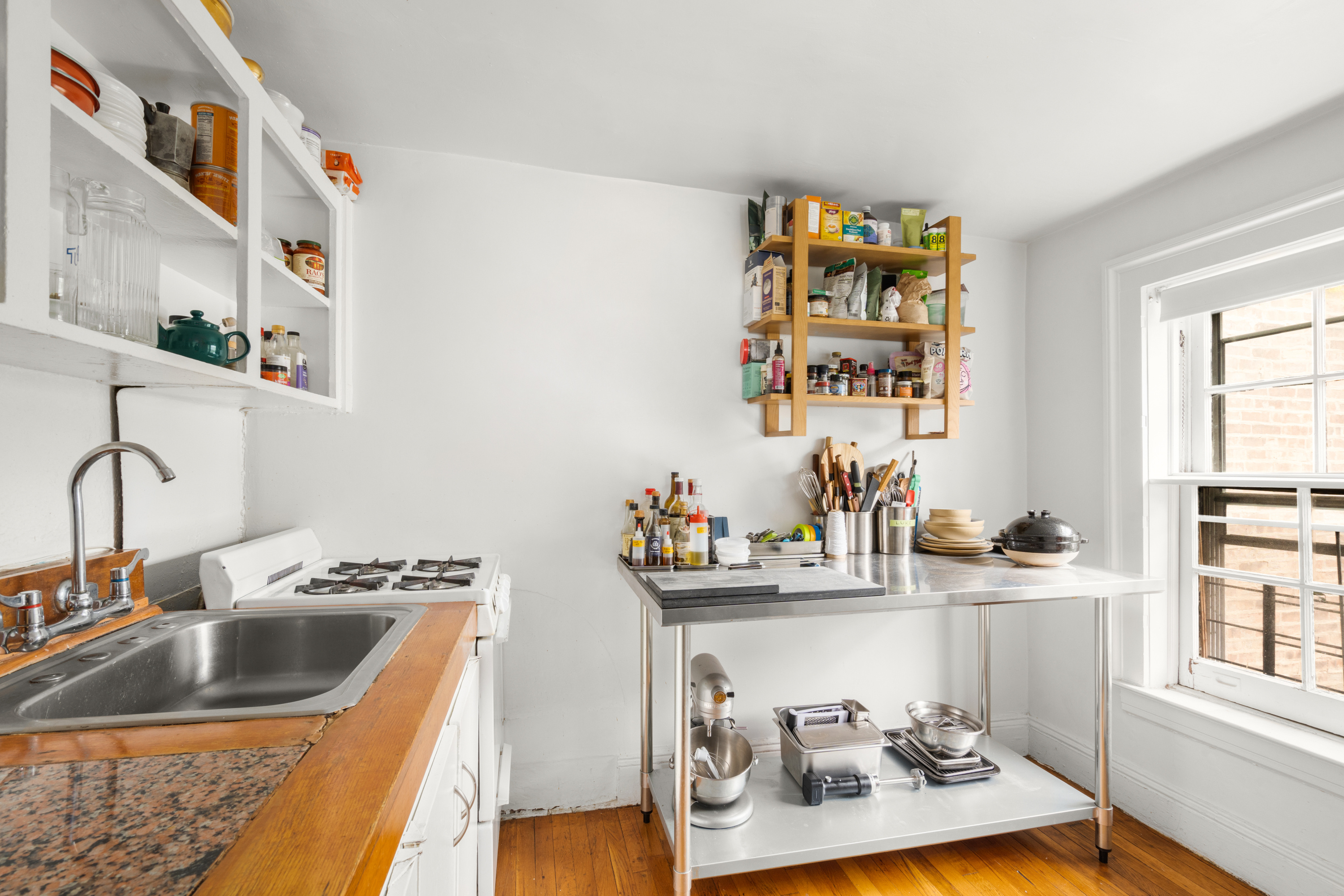 311 East 9th Street, Unit PH4 Manhattan, NY 10003 - Photo 3 of 6