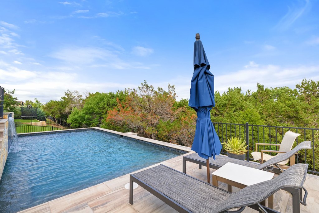 233 Sumalt Gap Way Austin, TX 78738 - Photo 2 of 53