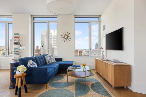 $3,975,000 | 1 Clinton Street, Unit 12A | Brooklyn Heights