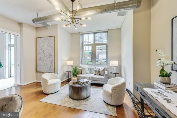 $579,000 | 811 4th Street Northwest, Unit 112, Washington, DC 20001