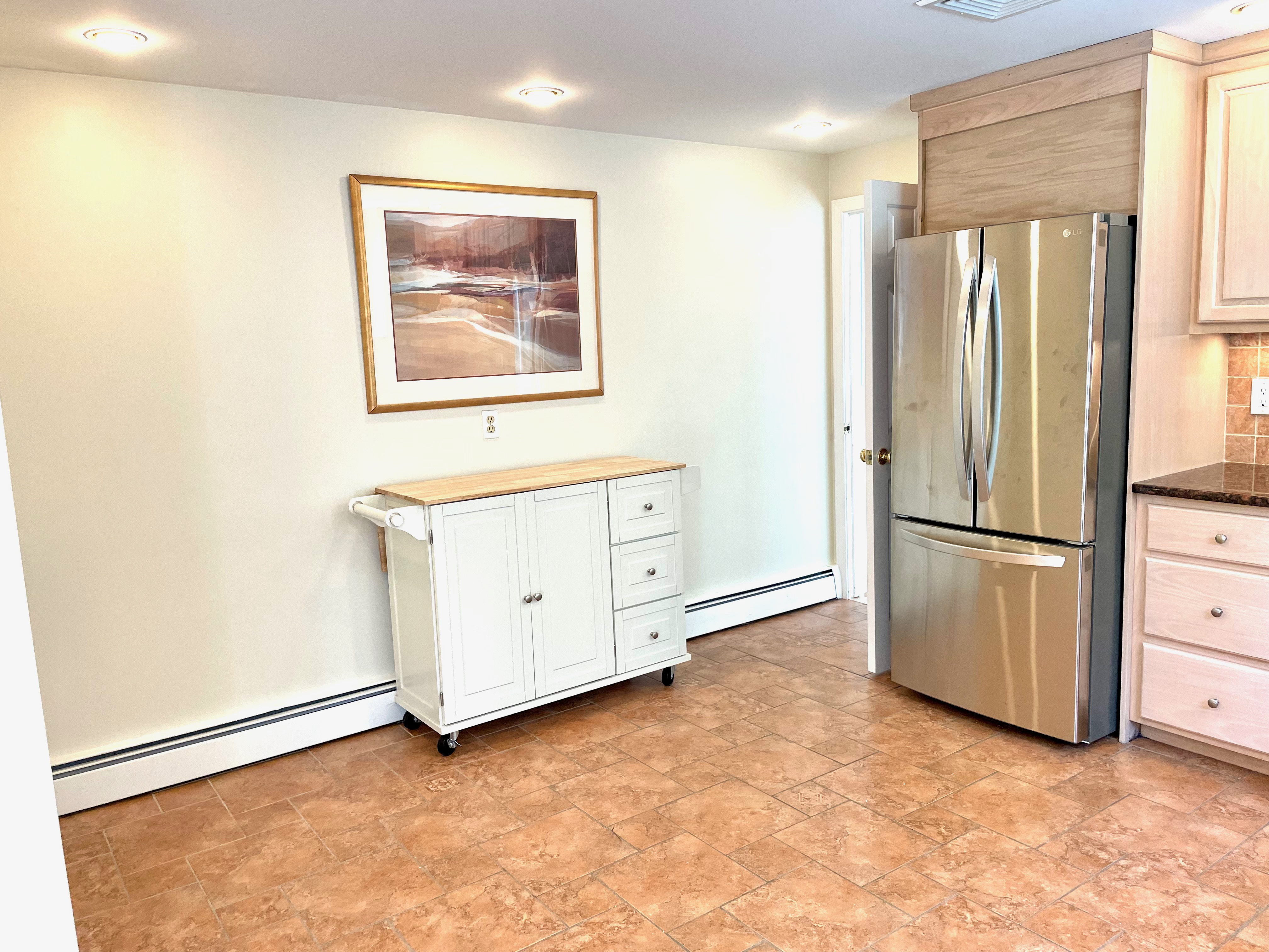 25 Twitchell Street Wellesley, MA 02482 - Photo 7 of 28