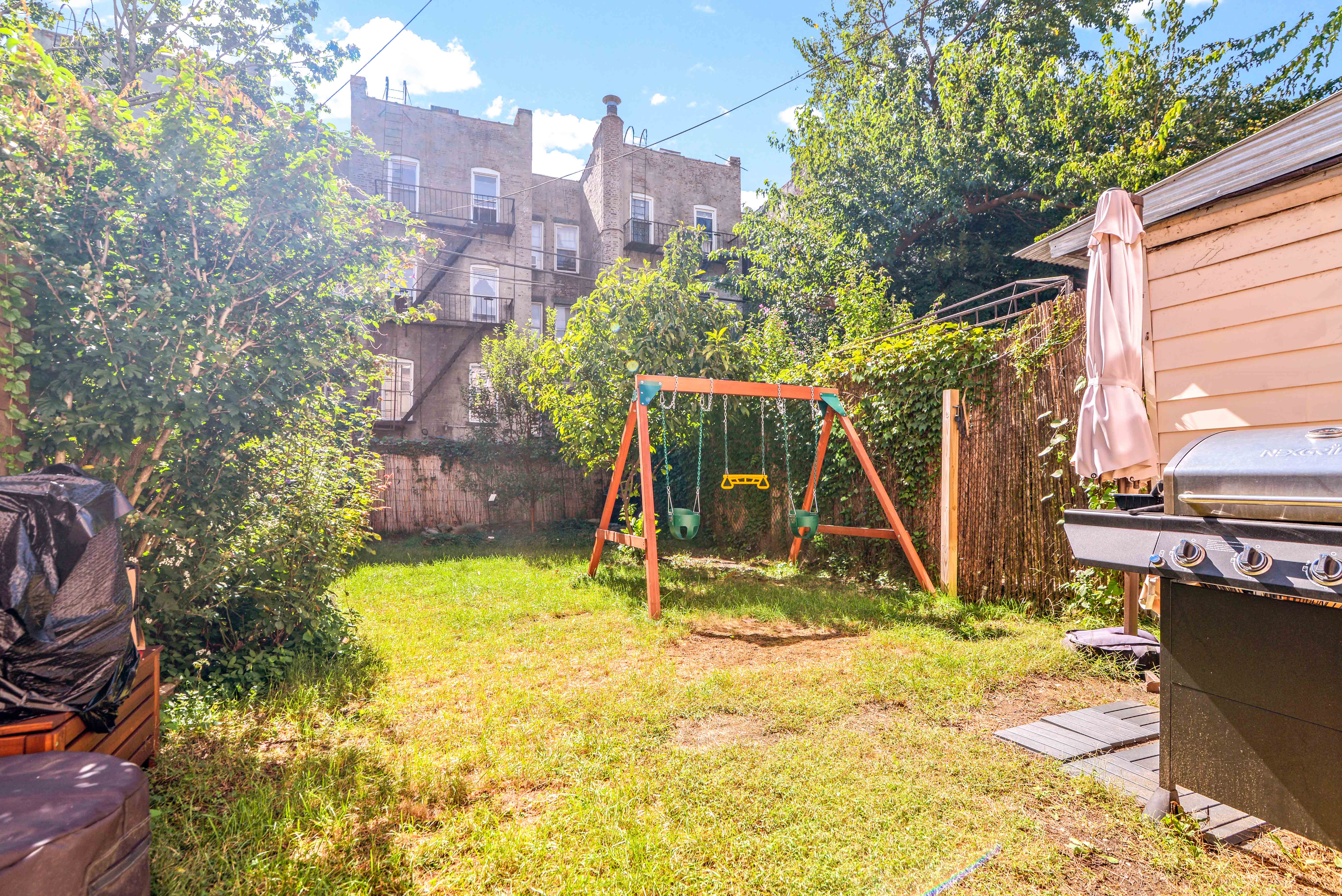 452 Bainbridge Street Brooklyn, NY 11233 - Photo 30 of 33