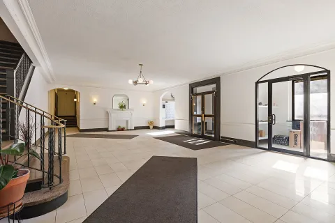 $549,000 | 385 Argyle Road, Unit 4E | Ditmas Park