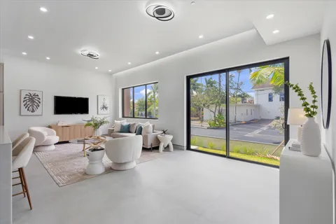 $2,100,000 | 843 - 857 Southwest 14th Court, Fort Lauderdale, FL 33315