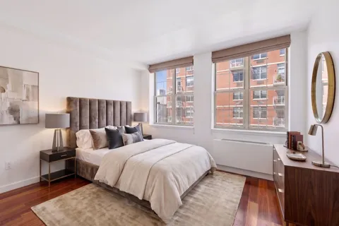 $950,000 | 313 West 119th Street, Unit 4E | Harlem