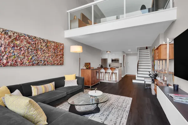 $1,275,000 | 2373 Broadway, Unit 922 | Upper West Side