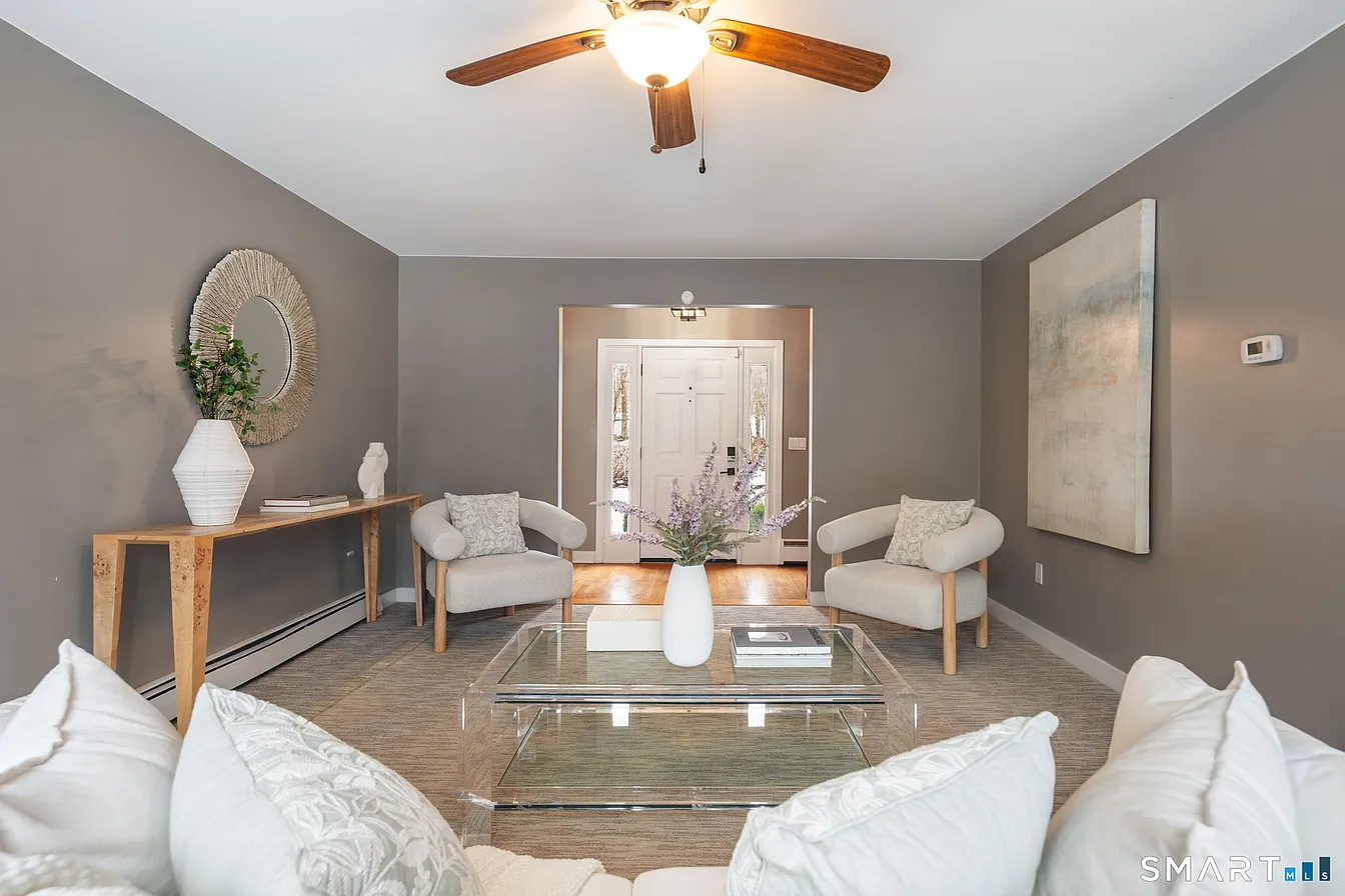 39 Tannery Lane South Weston, CT 06883 - Photo 3 of 26