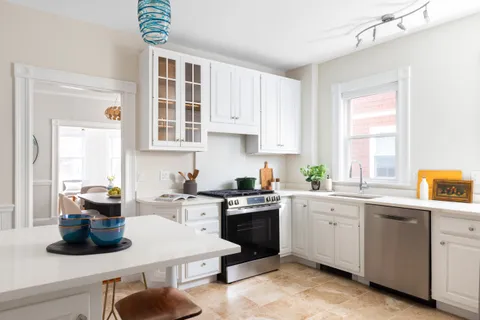 $1,075,000 | 97 Fayerweather Street, Unit 1, Cambridge, MA 02138