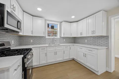 $260,000 | 1051 Springfield Road, Darby, PA 19023