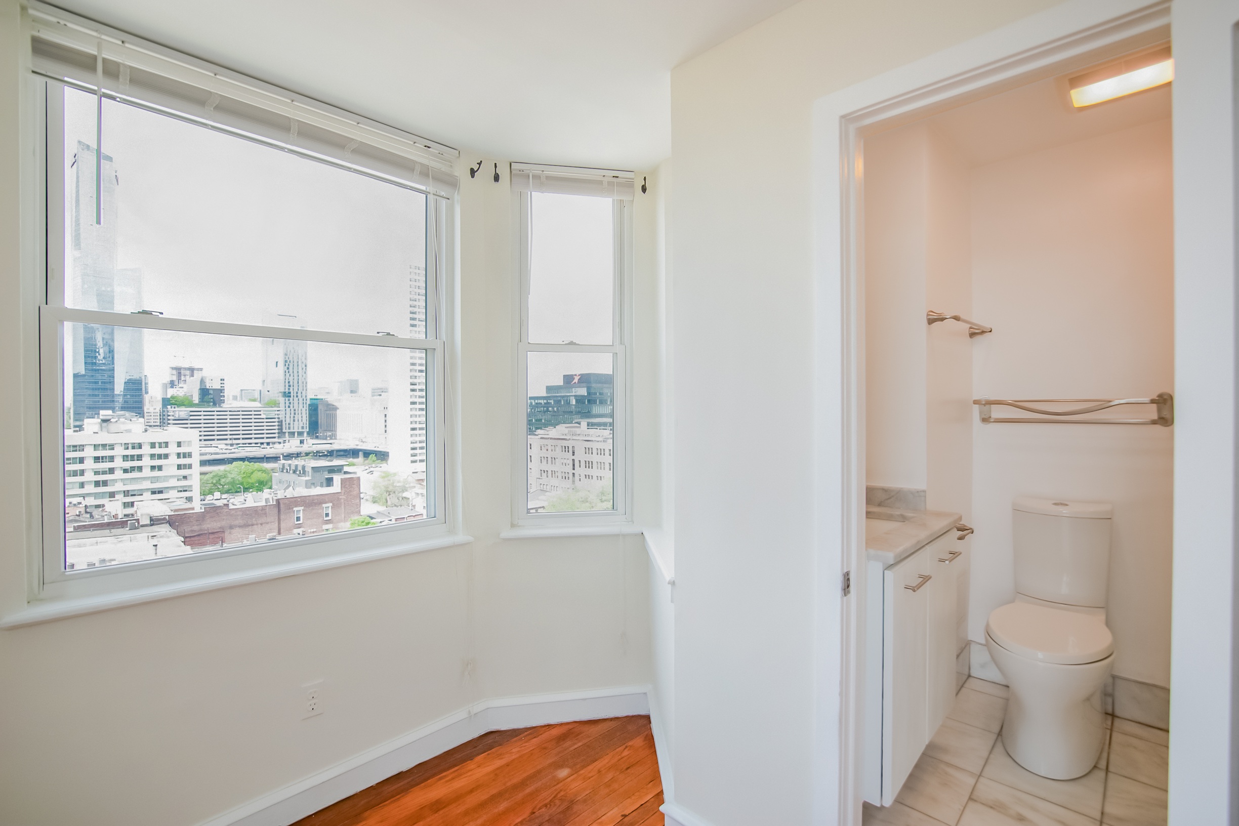 2135 Walnut Street, Unit 1003 Philadelphia, PA 19103 - Photo 11 of 15