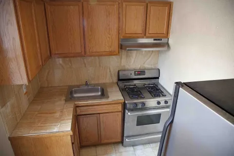 $2,500 | 423 Lincoln Place, Unit 1 | Crown Heights