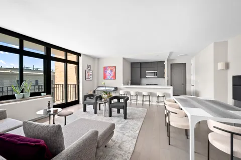 $1,275,000 | 222 Riverside Drive, Unit 10D | Upper West Side