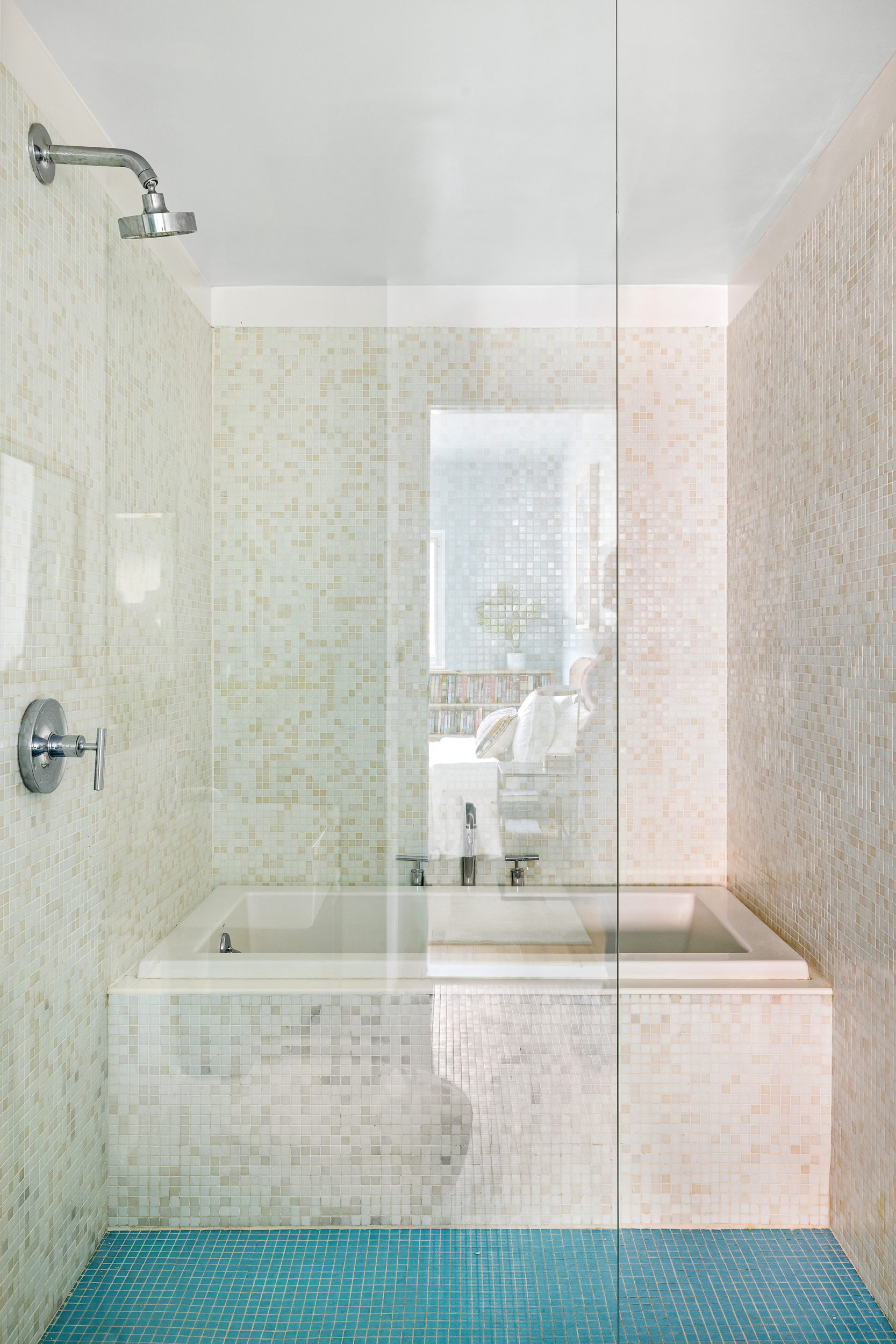 361 Manhattan Avenue, Unit 3AB Brooklyn, NY 11211 - Photo 11 of 21 a bathroom with a shower
