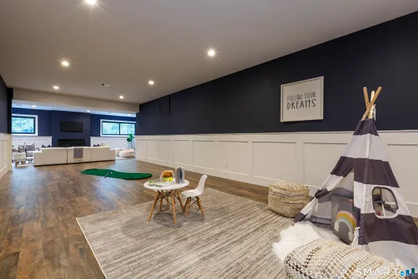 $6,395,000 | 729 Smith Ridge Road, New Canaan, CT 06840