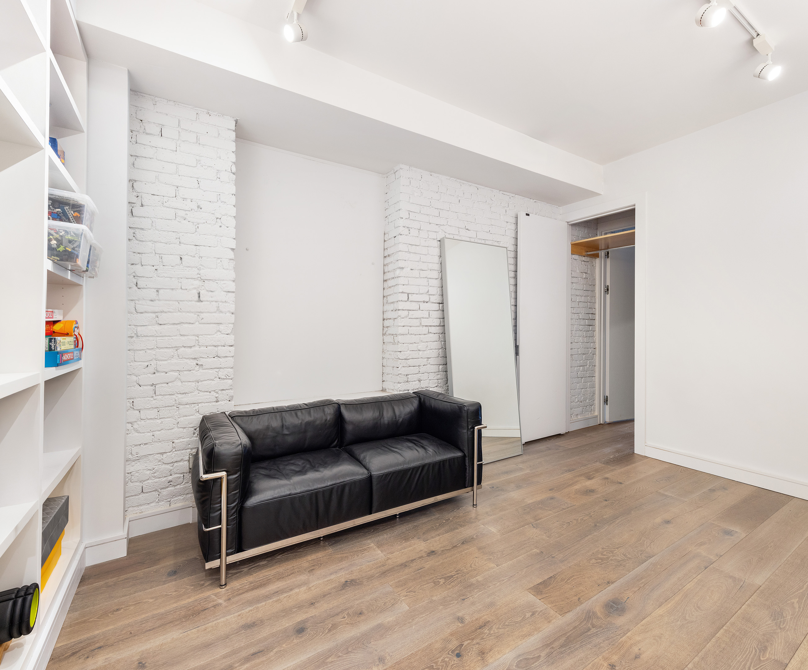 9 Jones Street, Unit 2 Manhattan, NY 10014 - Photo 6 of 9
