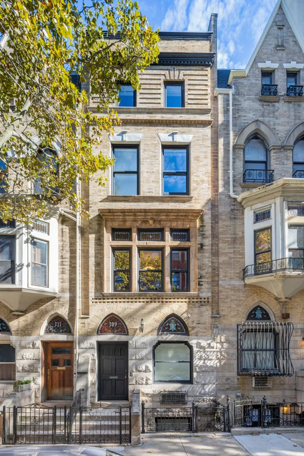 $11,250,000 | 309 West 80th Street | Upper West Side