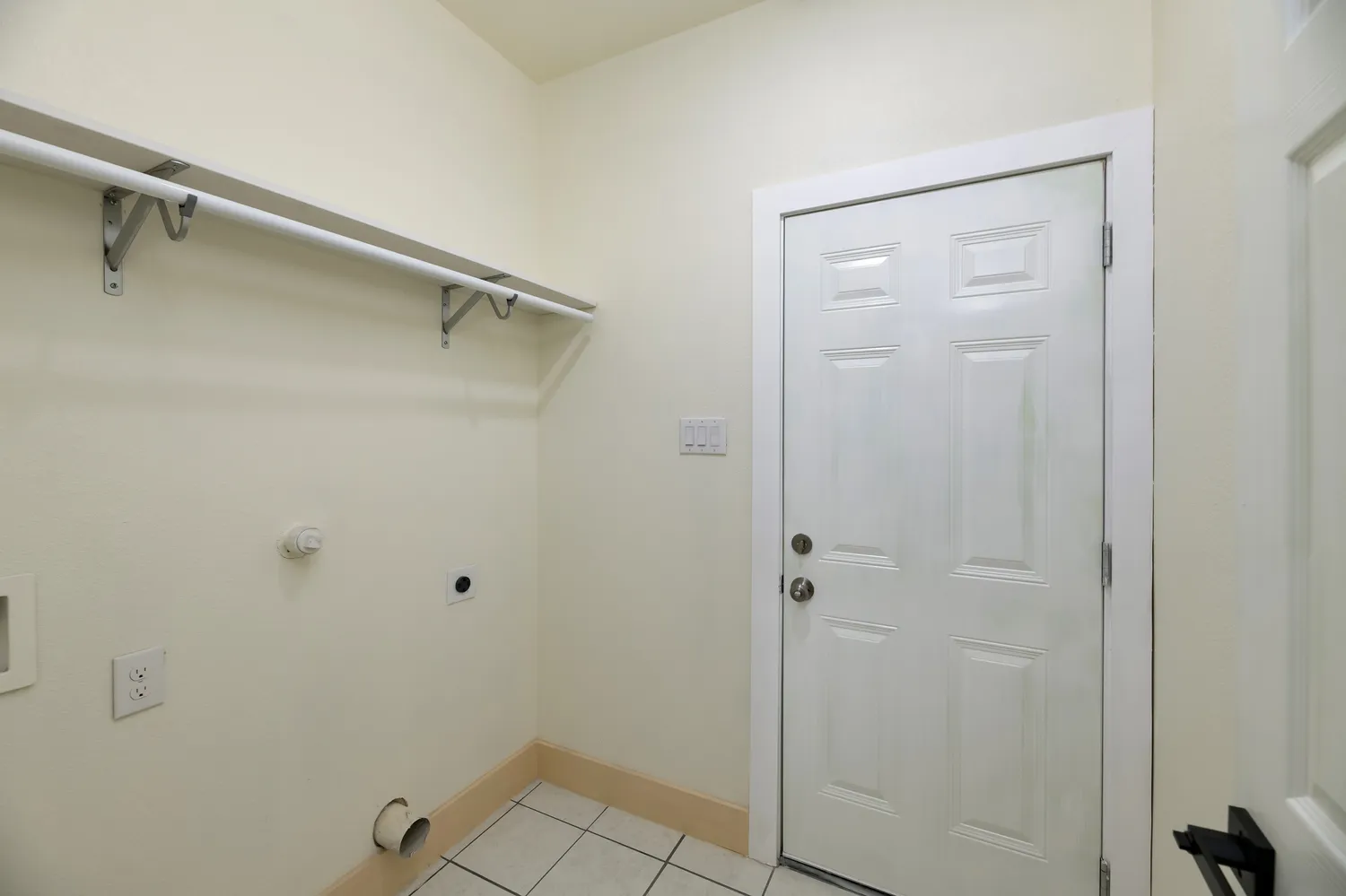 $305,000 | 2621 Canton Drive, Fort Worth, TX 76112