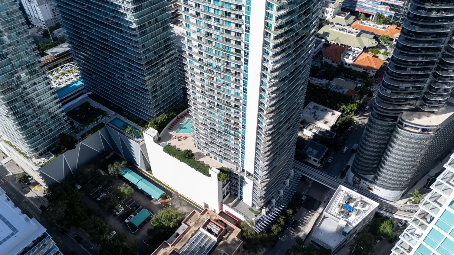 $880,000 | 1100 South Miami Avenue, Unit 4203, Miami, FL 33130