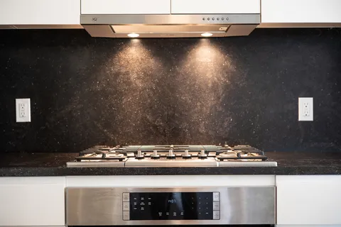 $1,160,700 | 385 1st Avenue, Unit 6G | Gramercy