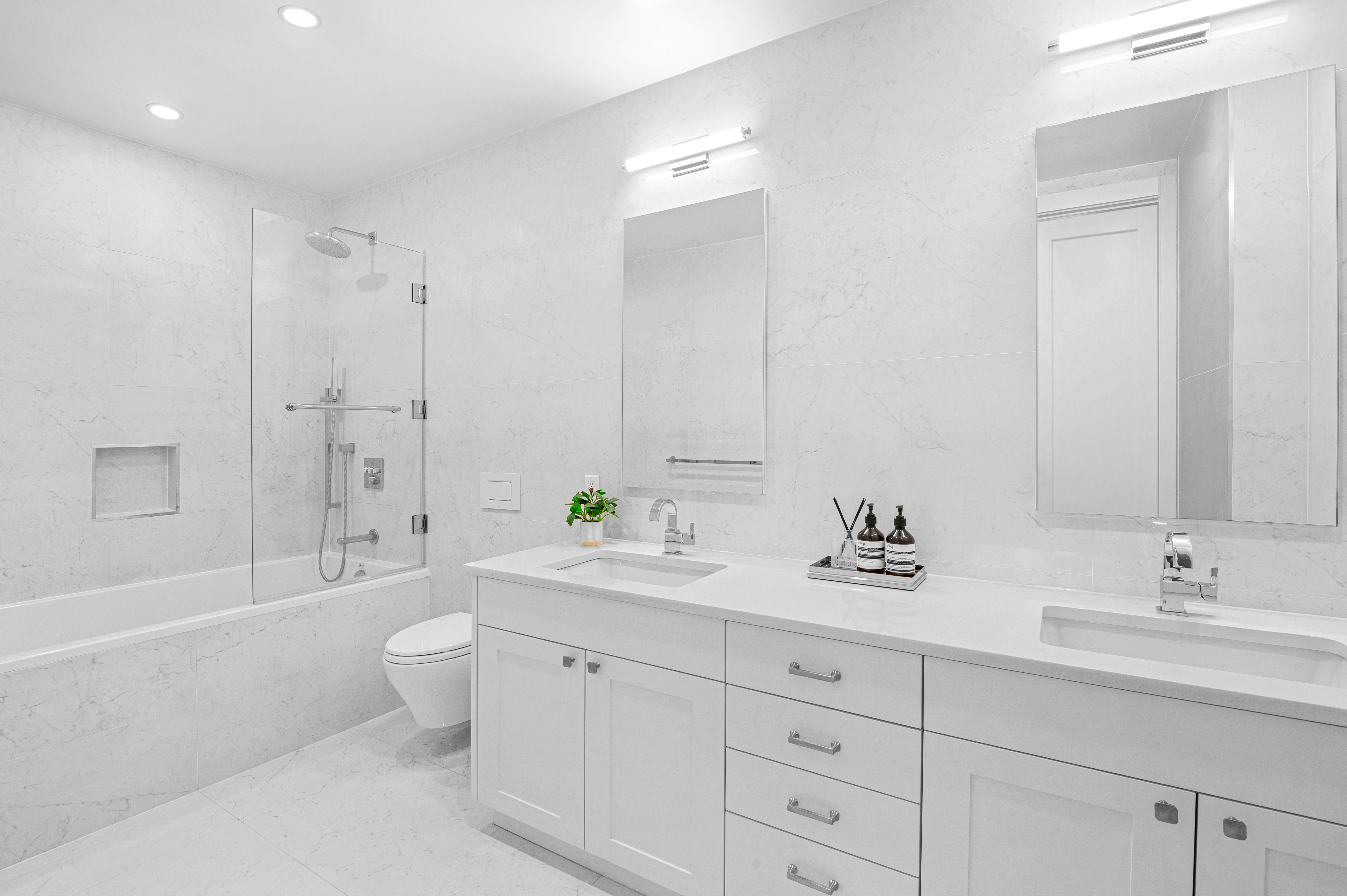 233 West 26th Street, Unit 7E Manhattan, NY 10001 - Photo 11 of 19 Gallery Image 11