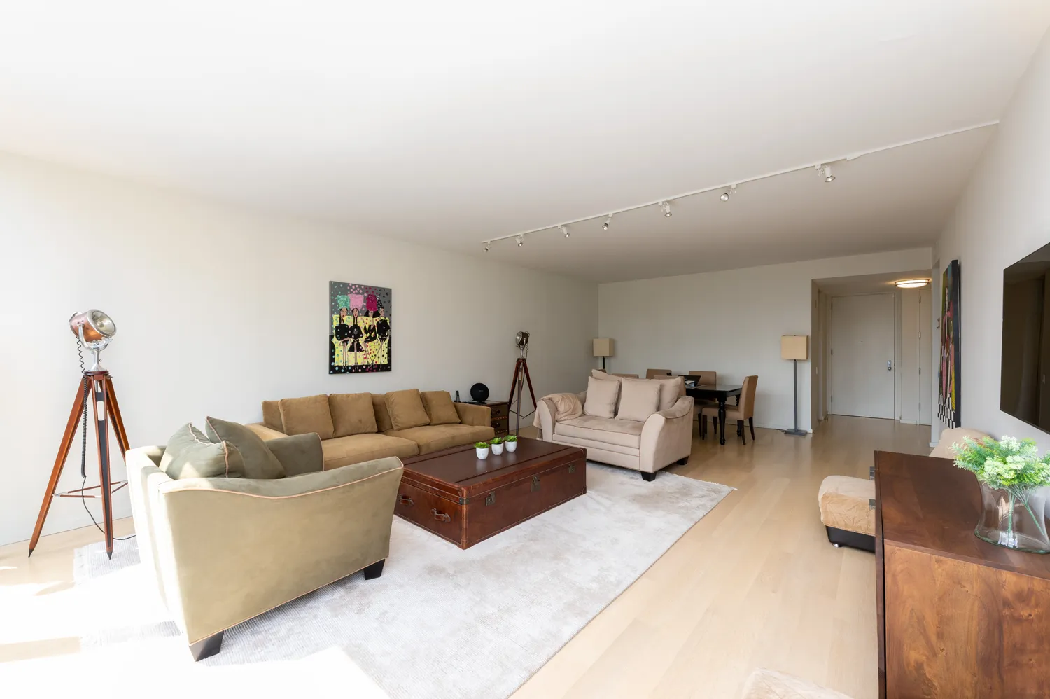 $34,000,000 | 641 5th Avenue, Unit 49CDE | Midtown East